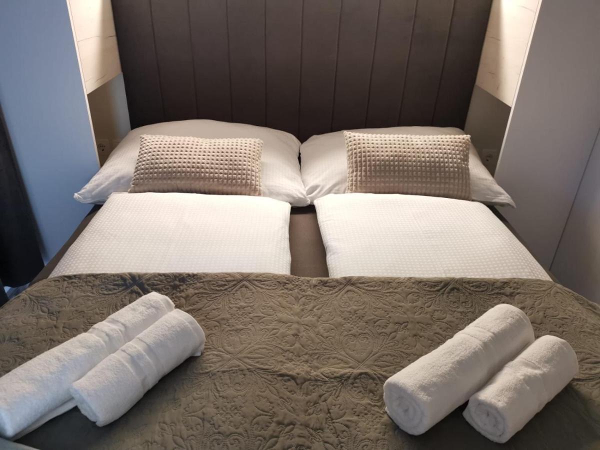 Hollers Holiday Homes Haus Mary ดราเก ภายนอก รูปภาพ
